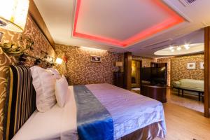 Phòng Giường Đôi Lớn (Large Double Room)