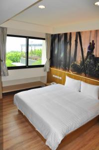 Phòng Giường Đôi Nhìn Ra Núi (Double Room with Mountain View)