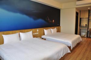 Phòng 4 người Nhìn ra cảnh Núi non (Quadruple Room with Mountain View)
