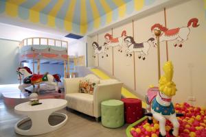 Phòng Gia Đình Có Bồn Tắm (Family Room with Bath)