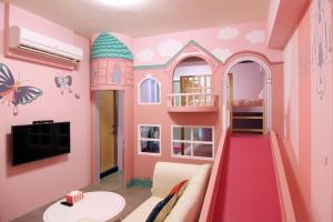 Phòng Gia Đình Có Bồn Tắm (Family Room with Bath)