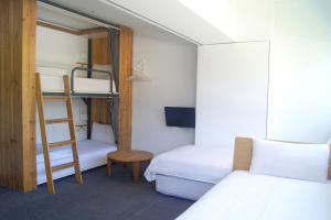 Phòng Deluxe 4 người (Deluxe Quadruple Room)