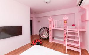 Phòng Gia Đình Có Bồn Tắm (Family Room with Bath)