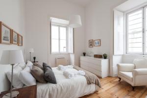 Superior Two-Bedroom Apartment - Largo Trindade 16 room in Lisbon Charming Apartments - Chiado