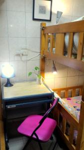 Giường Tầng Trong Phòng Ngủ Tập Thể Cho Nam Và Nữ (Bunk Bed in Mixed Dormitory Room)