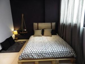 Phòng Giường Đôi Có Phòng Tắm Riêng (Double Room with Private Bathroom)