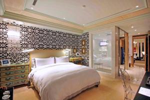 Phòng Suite Có bồn tắm Jacuzzi (Suite Jacuzzi Room)