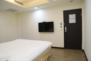 Phòng Đôi Loại Sang có Bồn Tắm (Deluxe Double Room with Bathtub)