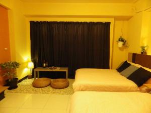 Phòng Bốn Người Có Phòng Tắm Riêng (Quadruple Room with Private Bathroom)