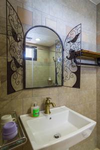 Phòng 4 Người Có Ban Công (Quadruple Room with Balcony)