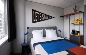 Deluxe Double Room room in The Student Hotel Amsterdam West