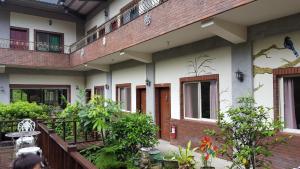 Phòng Tiêu Chuẩn Giường Đôi (Standard Double Room)