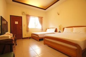 Phòng Tiêu Chuẩn 4 Người (Standard Quadruple Room)