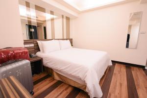 Phòng giường đôi Không Cửa Sổ (Double No Window)