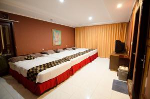 Phòng Gia Đình Giường Đôi (Family Double Room)