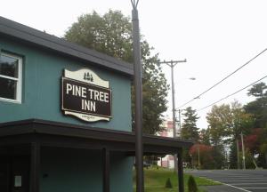 Pine Tree Inn in Belfast