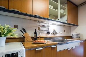 Căn Hộ 2 Phòng Ngủ (Two Bedroom Apartment )
