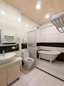 Phòng Đôi Cao Cấp (Superior Double Room)