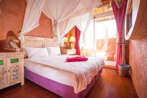 Phòng Giường Đôi Nhìn Ra Biển (Double Room with Sea View)