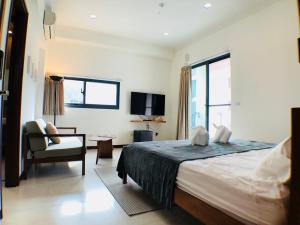 Junior Suite with Balcony - No Car Space