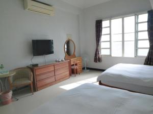 Phòng Tiêu Chuẩn 4 Người (Standard Quadruple Room)
