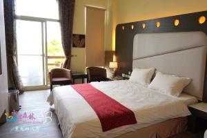 Superior hướng trời 2 giường có giường phụ (Sky View Superior Twin with Extra Bed)