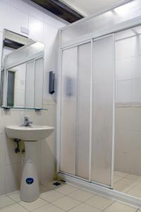 Phòng Tiết Kiệm giường đôi (Economic Double Room)