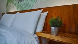 Phòng Tiêu Chuẩn Giường Đôi (Standard Double Room)