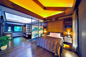 Phòng Deluxe Giường Đôi Có Bồn Tắm (Deluxe Double Room with Bath)