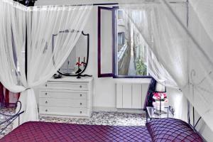 Ca' del Nonno Two-Bedroom Apartment - Castello 4892 room in Grimaldi Apartments San Marco & Castello