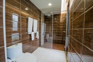 Phòng Giường Đôi Lớn (Large Double Room)