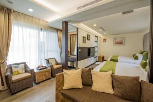 Phòng Tiêu Chuẩn 4 Người (Standard Quadruple Room)