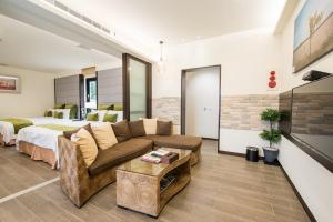 Phòng Tiêu Chuẩn 4 Người (Standard Quadruple Room)