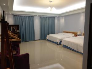 Phòng 4 Người Có Ban Công (Quadruple Room with Balcony)