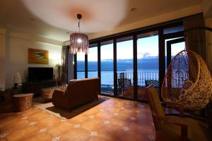 Phòng Giường Đôi có Ban công và Nhìn ra Biển (Double Room with Balcony and Sea View)