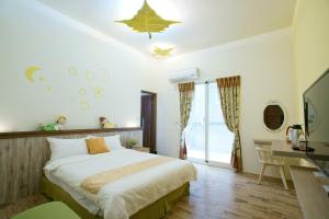 Phòng Giường Đôi Có Ban Công (Double Room with Balcony)