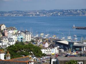 Hanworth Lodge Brixham England J2ski