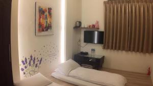 Phòng có 2 Giường đơn với Phòng tắm riêng bên ngoài (Twin Room with Private External Bathroom)