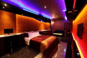 Phòng Đôi Loại Sang (Deluxe Double Room)