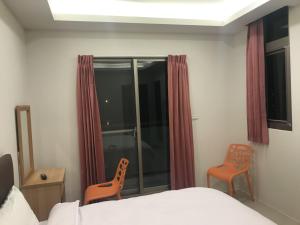 Phòng Giường Đôi Có Ban Công (Double Room with Balcony)