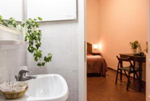 Single Room room in Casa Santo Nome di Gesu