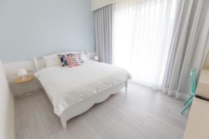 Phòng Giường Đôi Có Ban Công (Double Room with Balcony)