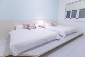 Phòng Tiêu Chuẩn 4 Người (Standard Quadruple Room)