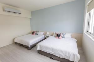 Phòng Tiêu Chuẩn 4 Người (Standard Quadruple Room)