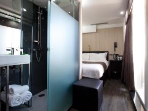 Double Room room in The Z Hotel Soho