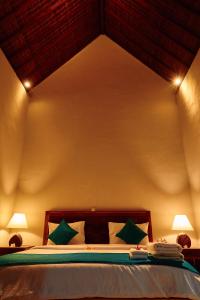 Sumatra Suite