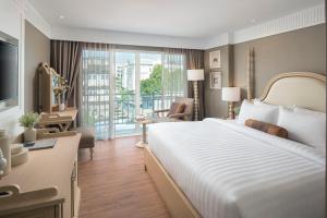 Phòng Deluxe có Giường cỡ King Nhìn ra Sông (Deluxe River View Room King)