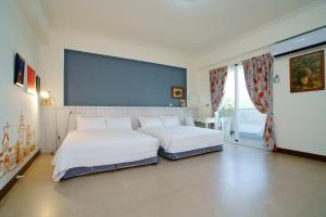 Phòng 4 Người Có Ban Công (Quadruple Room with Balcony)