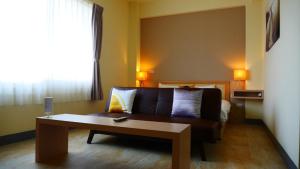 Phòng Giường Đôi Có Phòng Tắm Riêng (Double Room with Private Bathroom)