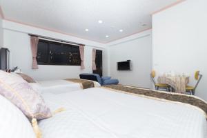 Phòng Tiêu Chuẩn 4 Người (Standard Quadruple Room)